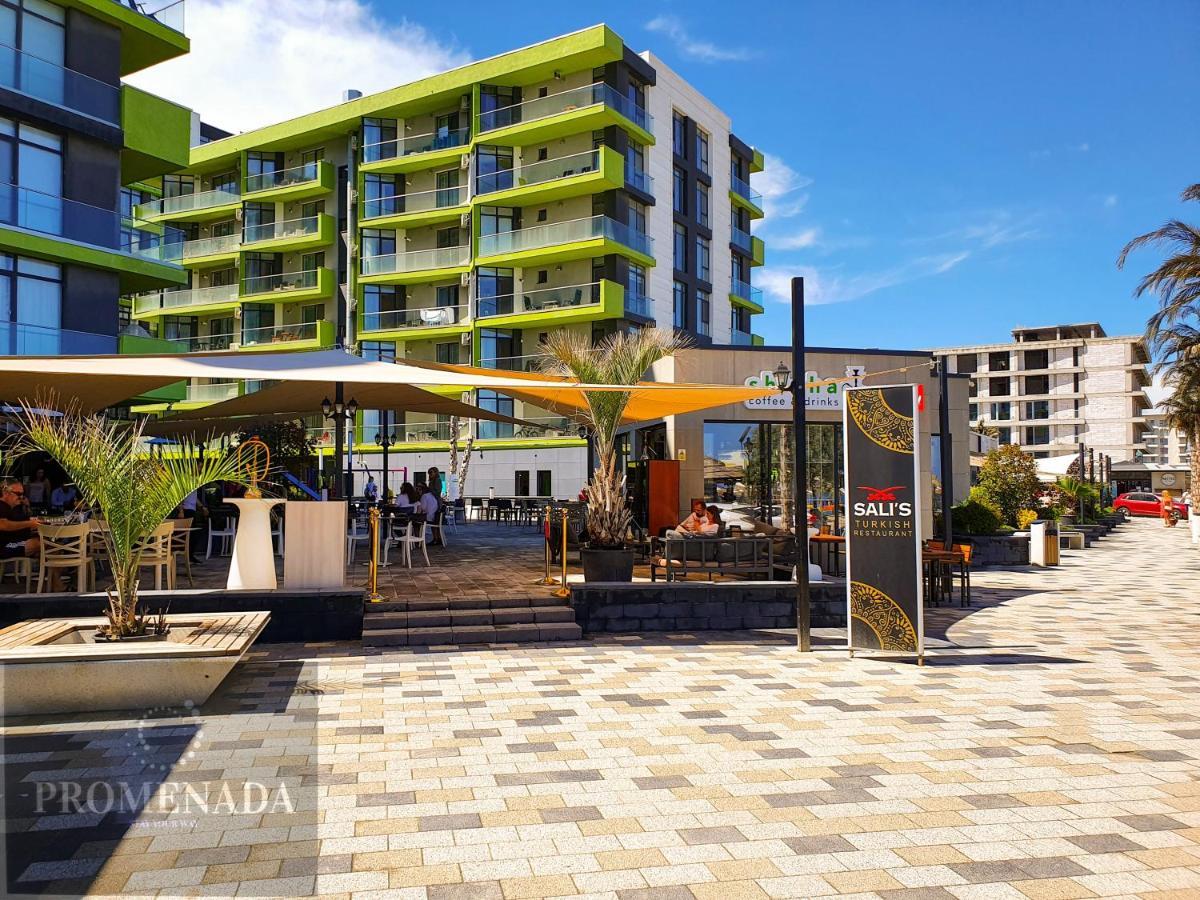 Coral Aparthotel Pool & Spa Mamaia Nord Năvodari Buitenkant foto